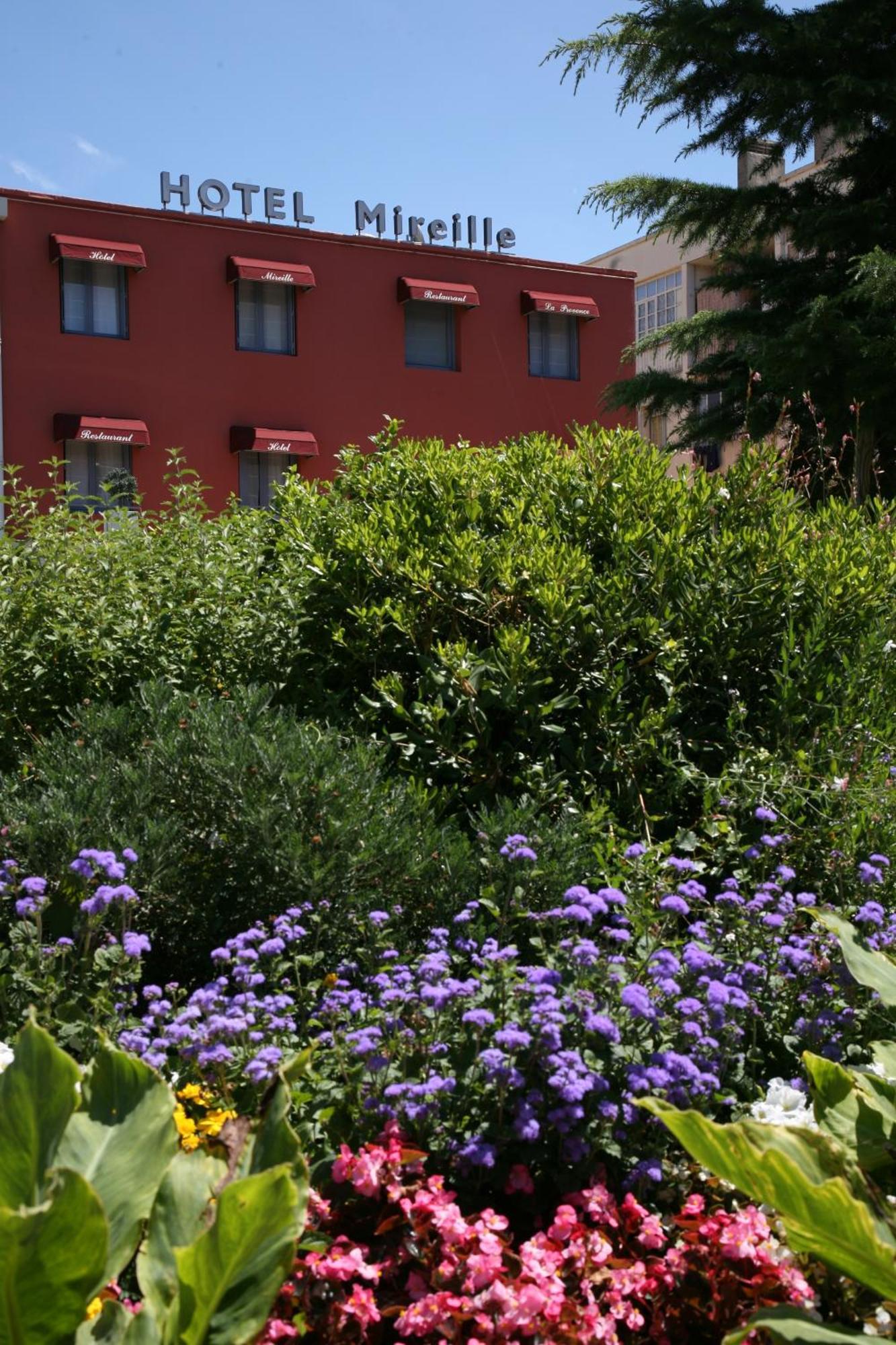 Hotel Mireille Arles Luaran gambar