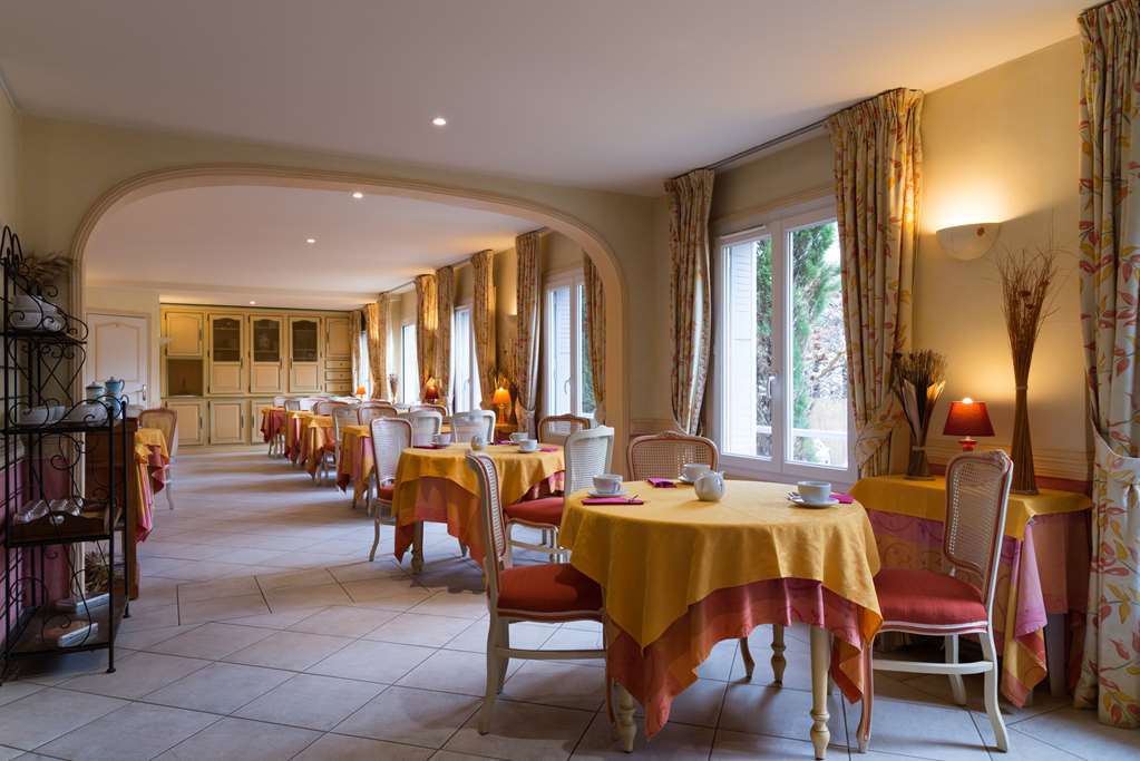 Hotel Mireille Arles Servis gambar