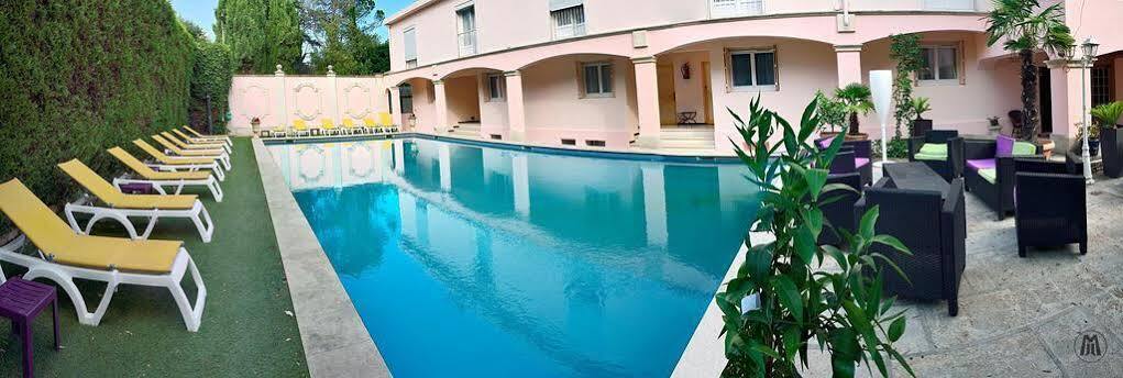 Hotel Mireille Arles Luaran gambar